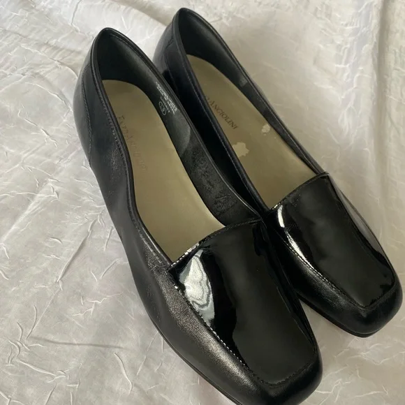 Enzo Angiolini Black Loafers old money luxury shoes minimalist 90’s workwear - Picture 2 of 5